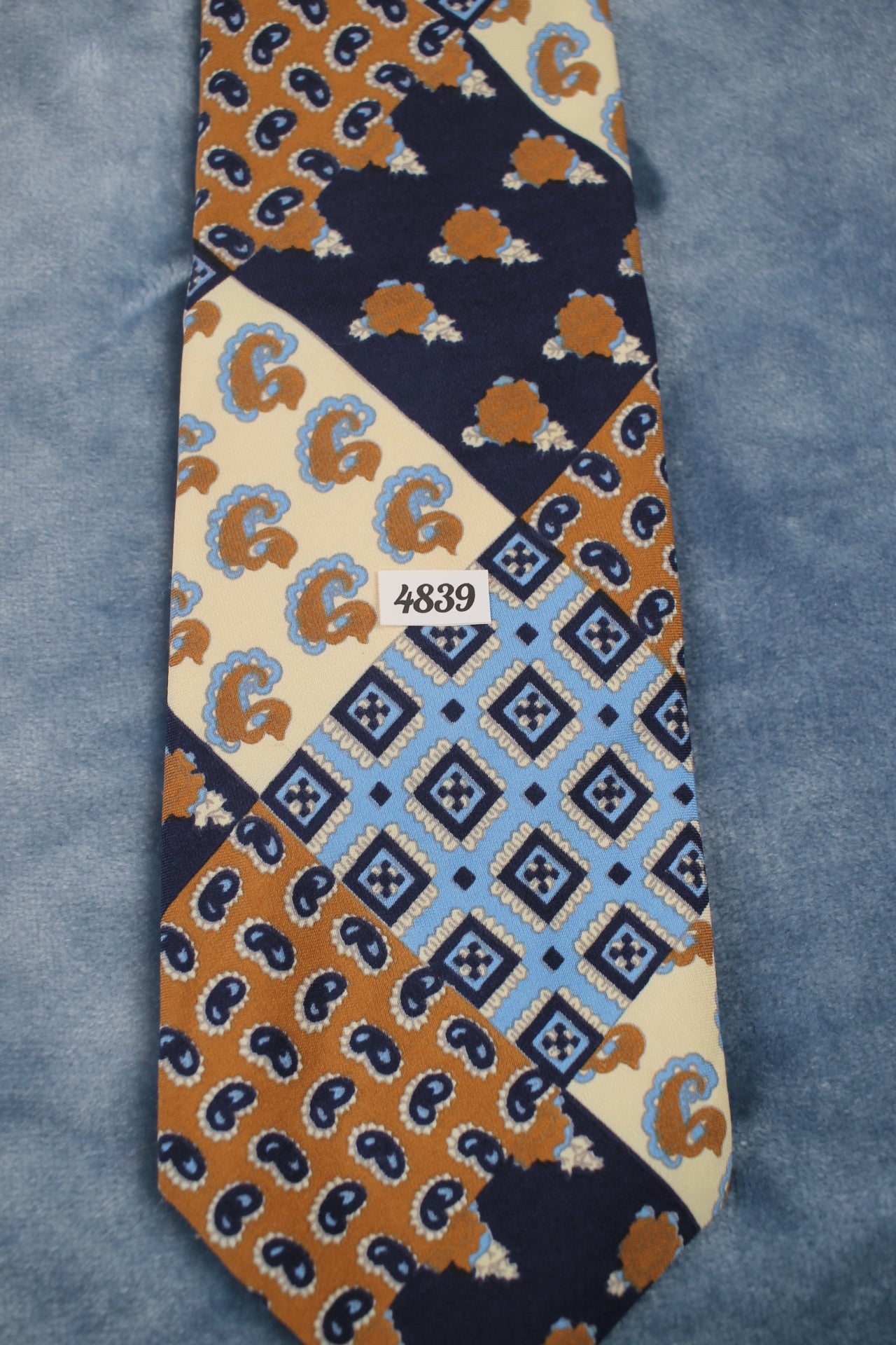 Vintage Robert Stewart 1960s pattern tie