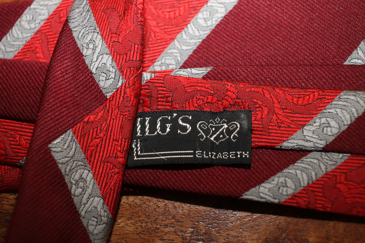 Vintage ILG'S Elizabeth 1950s burgundy silver red striped jacquard tie