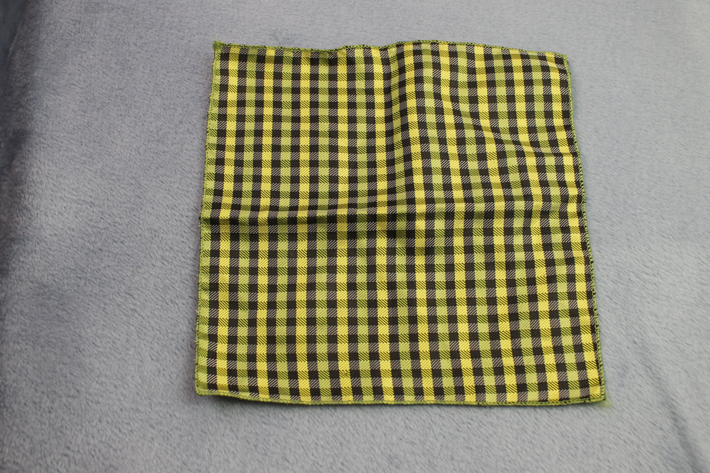 Vintage self tie thistle end green yellow black check bow tie handkerchief set adjustable