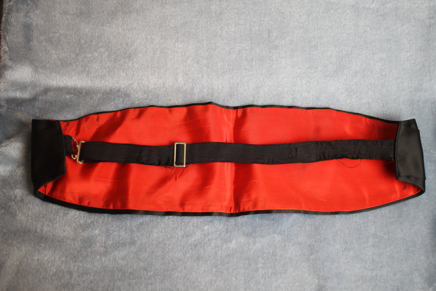 Vintage Roberto London Satin Black Red Adjustable Pleated Cummerbund