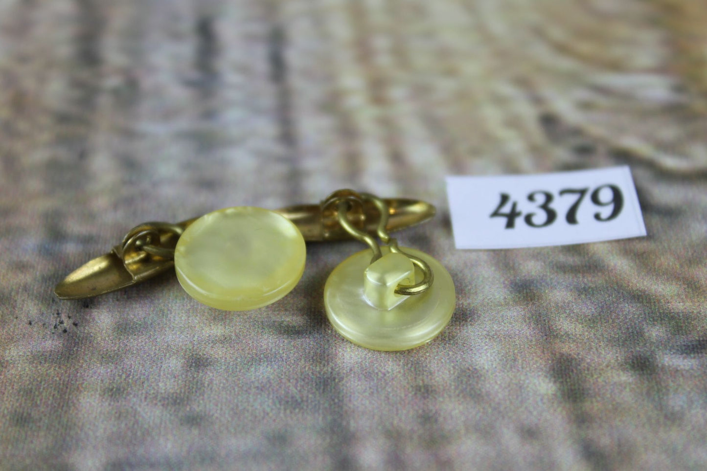 Vintage cream mother of pearl round button chain link cuff links