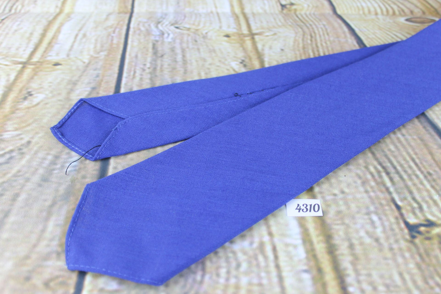 Superb Vintage 1940s/1950s Pilgrim Cravats Plain Classic Blue Tie