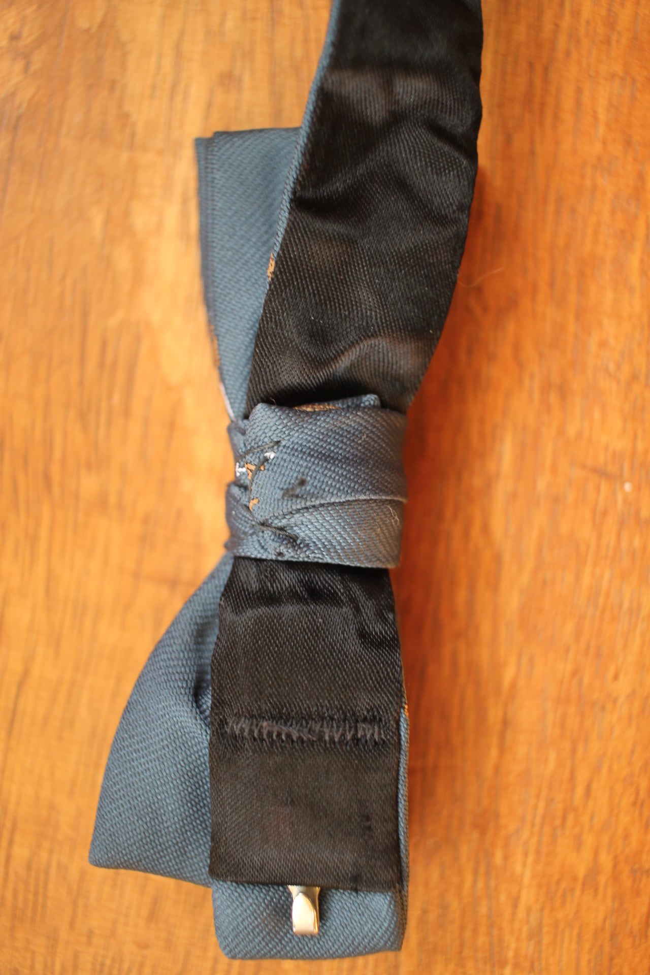 Vintage pre-tied blue teal horse polo motifs bow tie adjustable