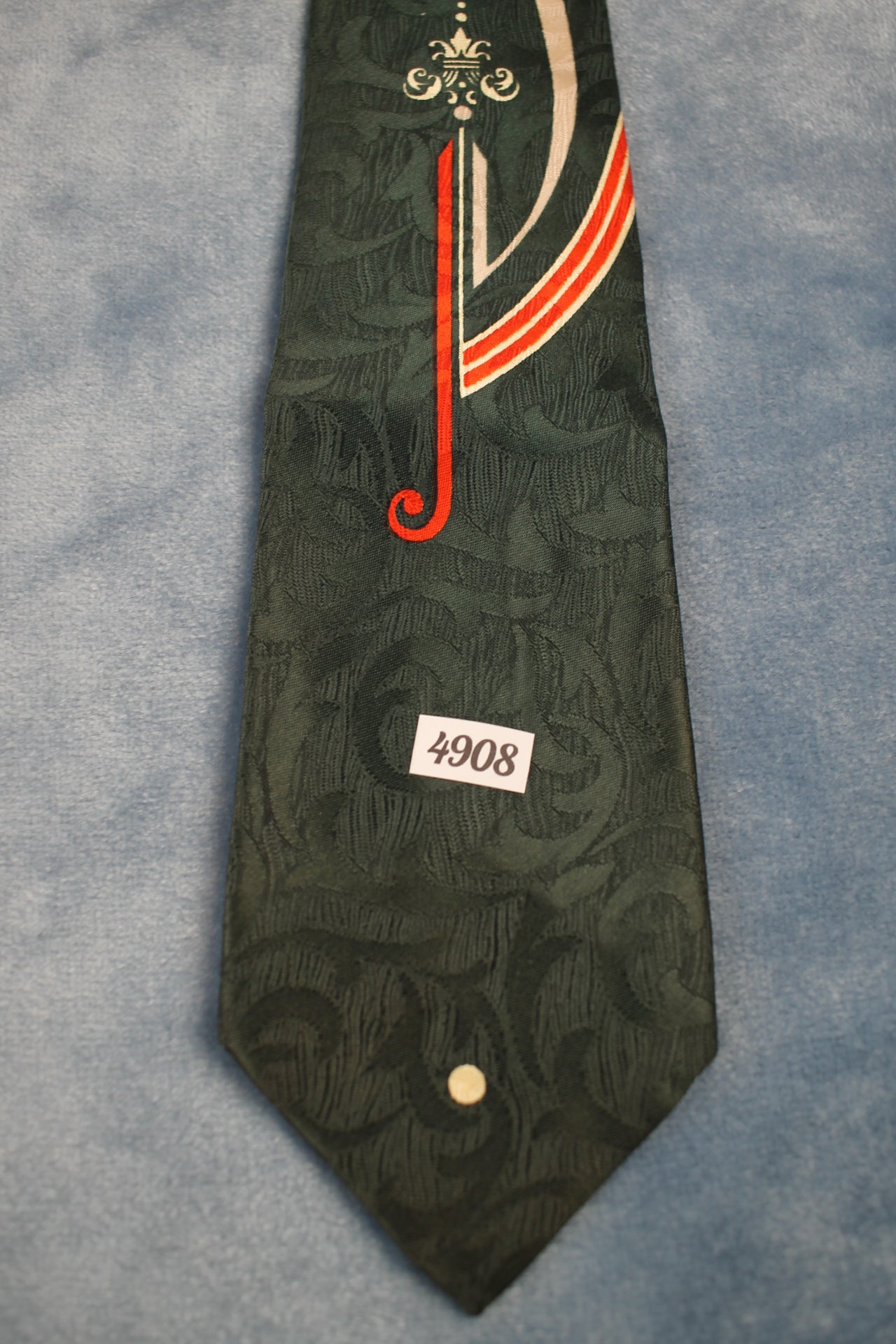 Vintage Metcalf Harry Polasky 1940s/50s dark green red white pattern swing tie