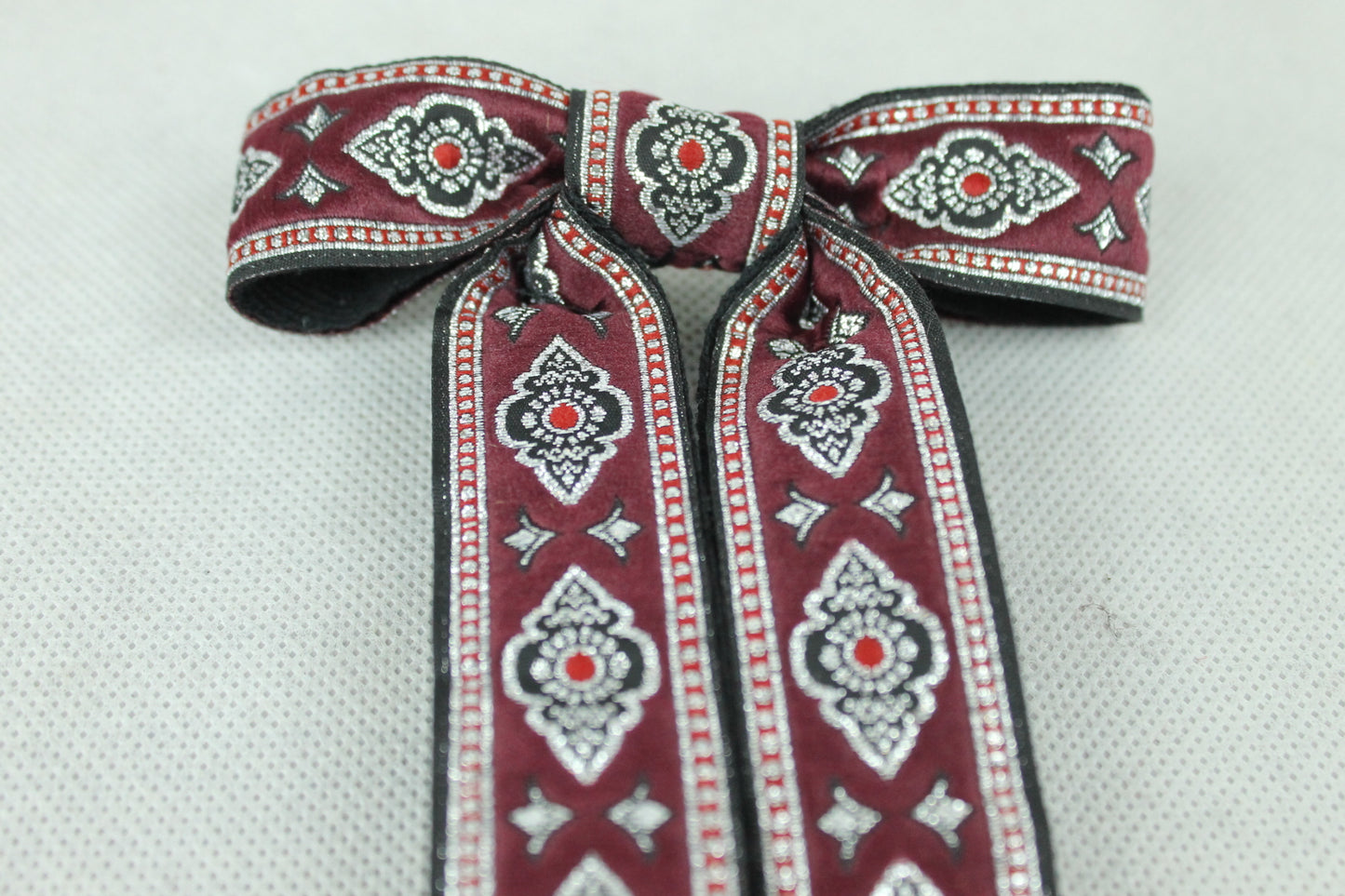 Vintage Style New Burgundy Silver Clip On Western Cowboy Kentucky Bow Tie