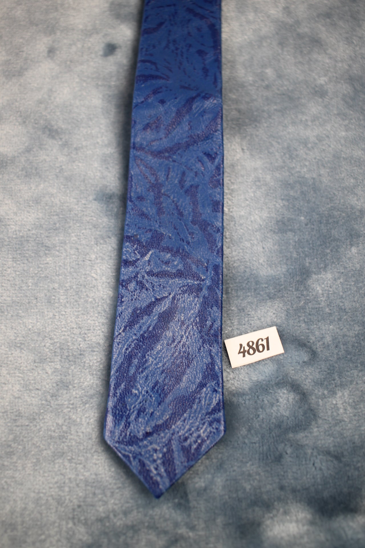 Vintage German Blue Leather Patterned Front Skinny Tie 1940s/50s
