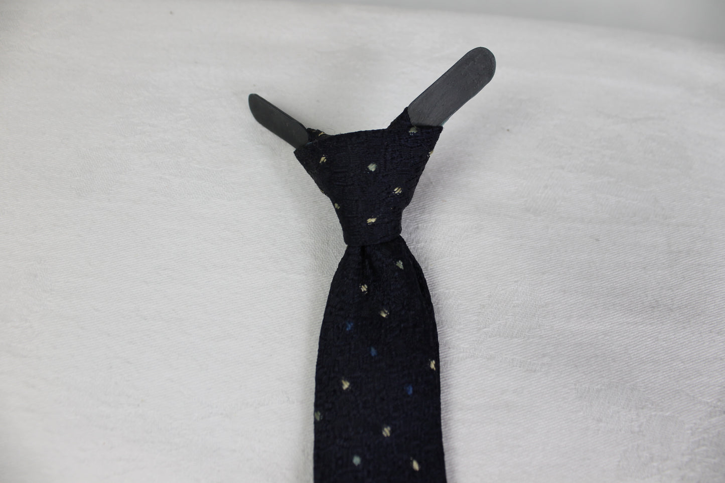 Vintage Clip On Skinny Navy Spotted Tie
