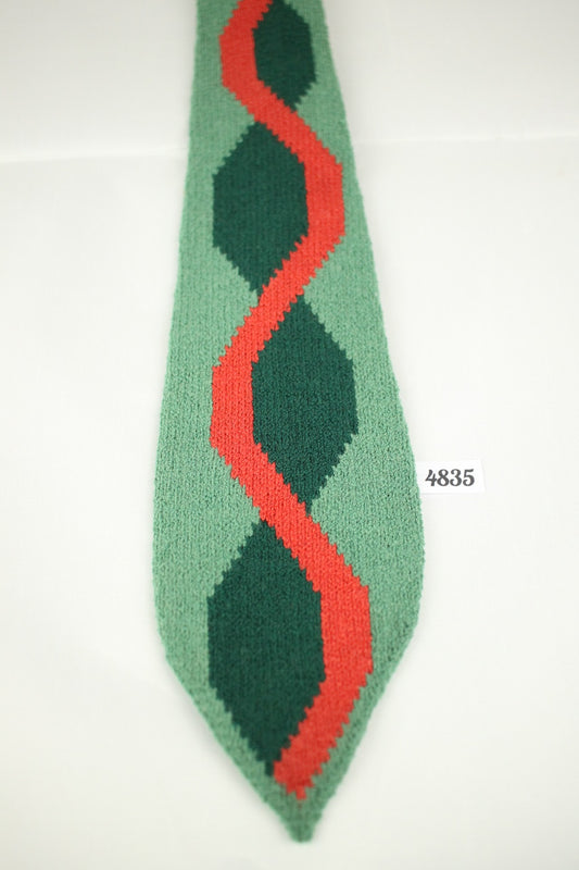 Vintage 1950s Hand Knitted Two Tone Green and Coral Pink Tie