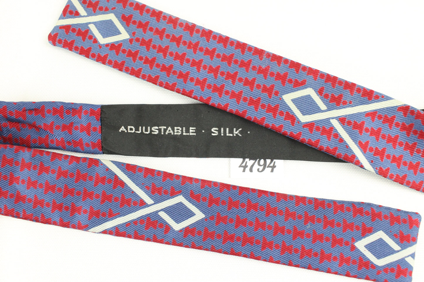 Red Blue Vintage Self Tie Skinny Bow Tie All Silk Straight End