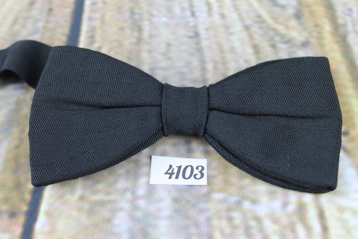 Vintage 1960s Fabulous Black Grosgrain Pre-tied Adjustable Bow Tie