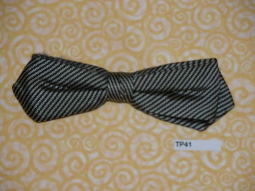 Vintage silk silver black stripe clip on bow tie