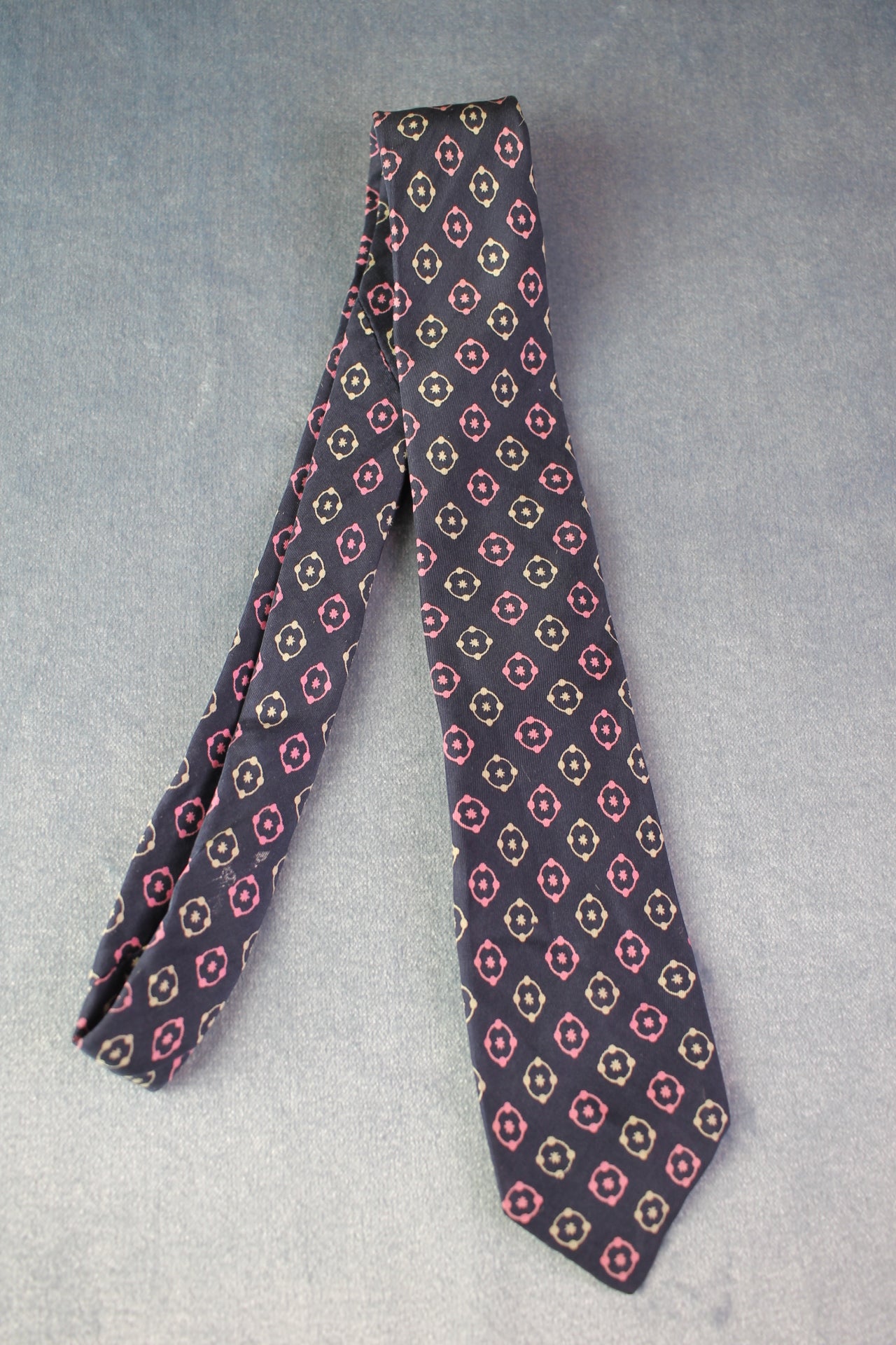 Vintage Geislers dark blue pink cream square circles pattern tie