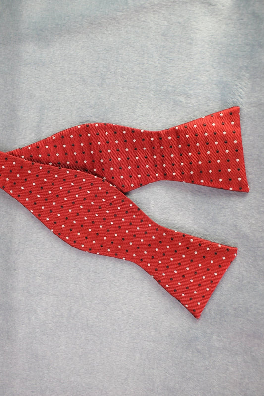 Vintage The Ellis Tie Company self tie thistle end 100% silk red black white spotted pattern bow tie adjustable