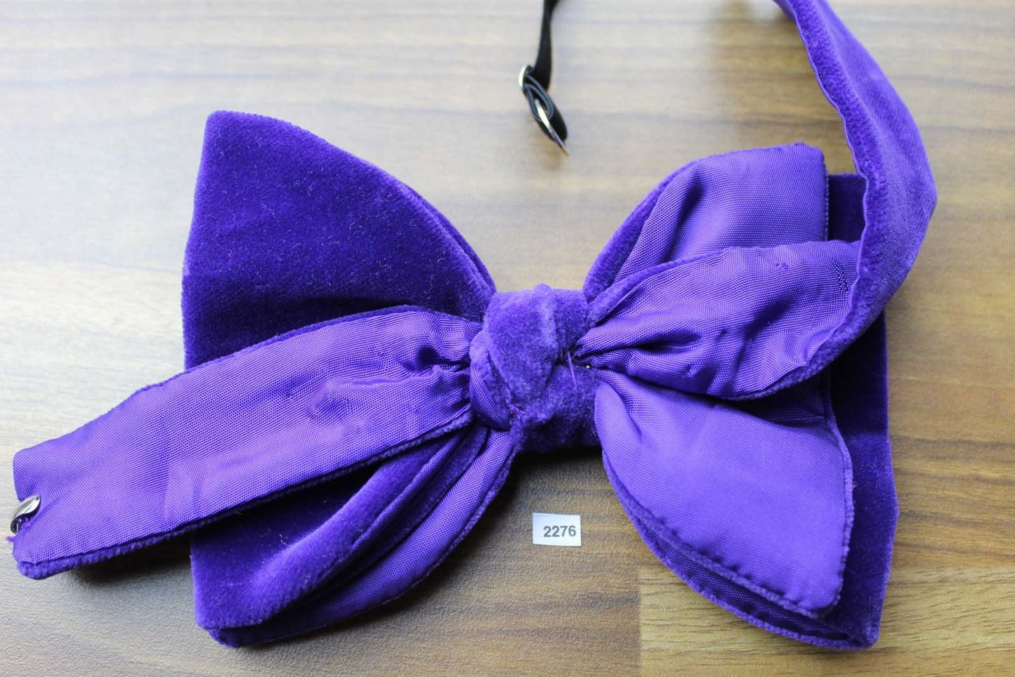 Vintage 1970s Pre Tied Bow Tie Purple Velvet Adjustable