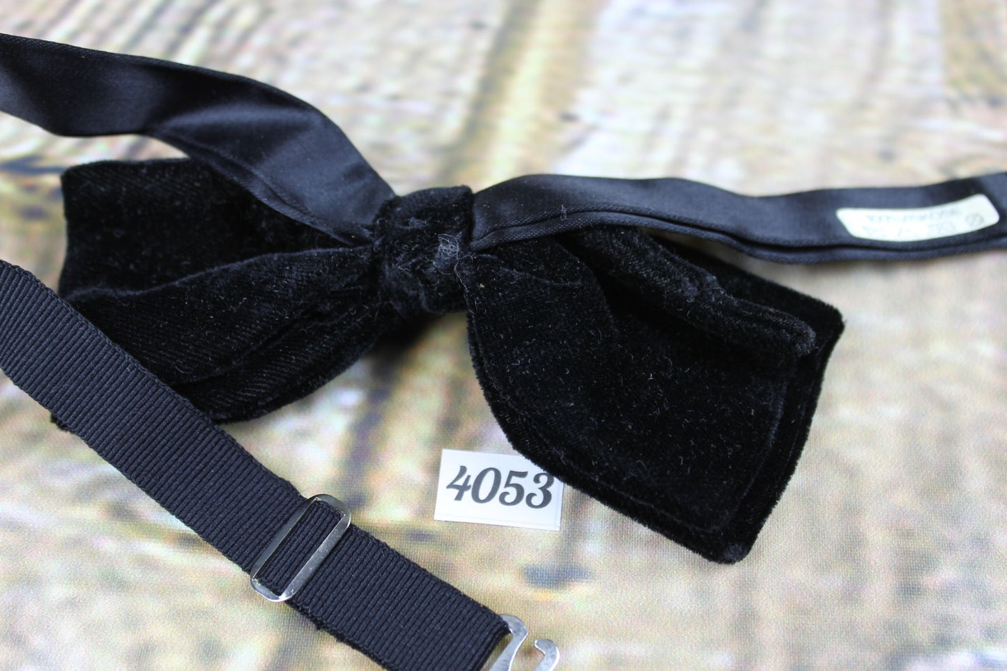 Vintage 1970s Black Velvet Pre-Tied Drop Bow Tie Adjustable