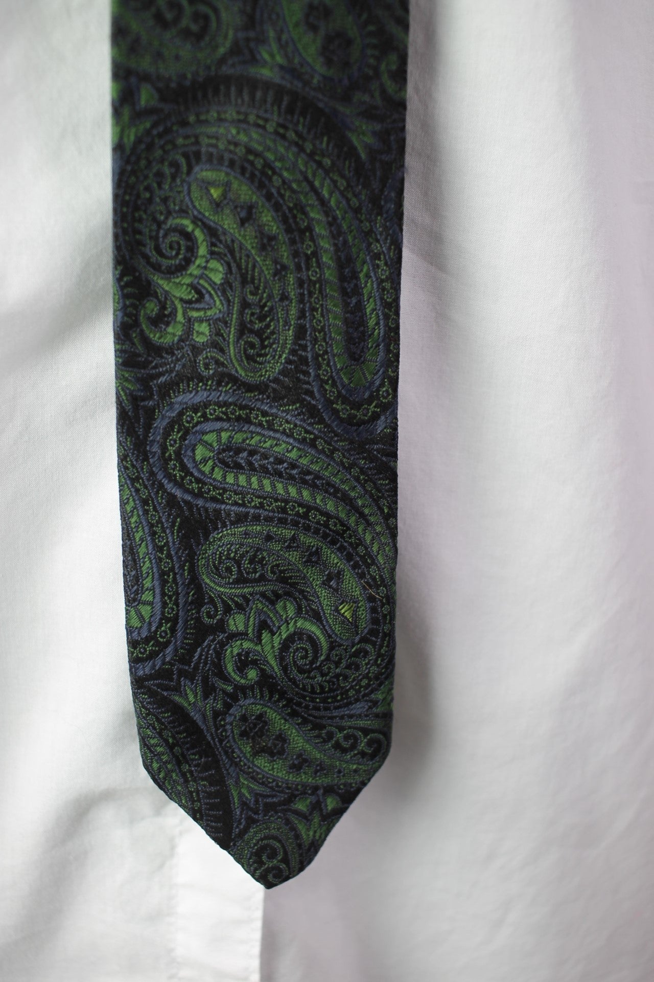 Vintage Coin De Paris Green Black Pattern Narrow Skinny Jim Mod Tie