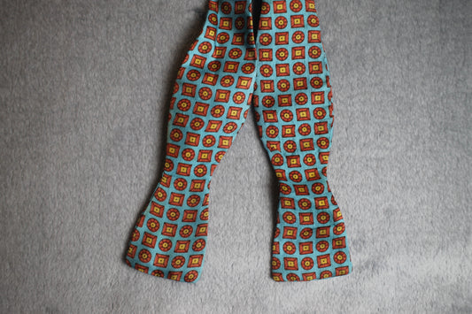 Vintage self tie thistle end silk light blue orange pattern bow tie