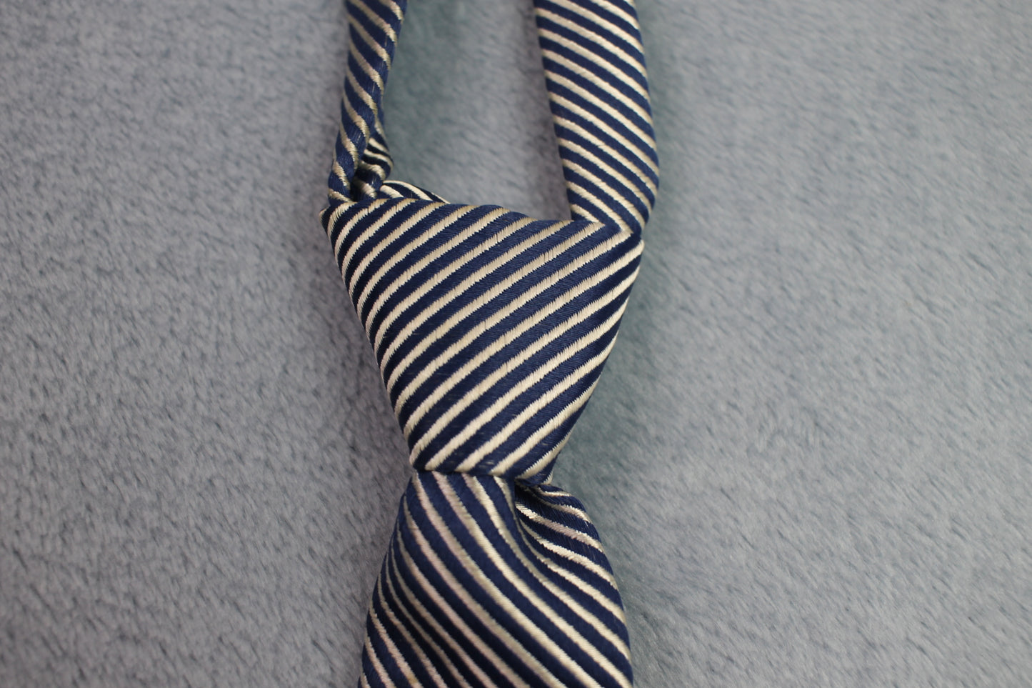 Vintage Childs Pre Tied Navy Blue Silver Striped Pattern Tie 2-3 YR