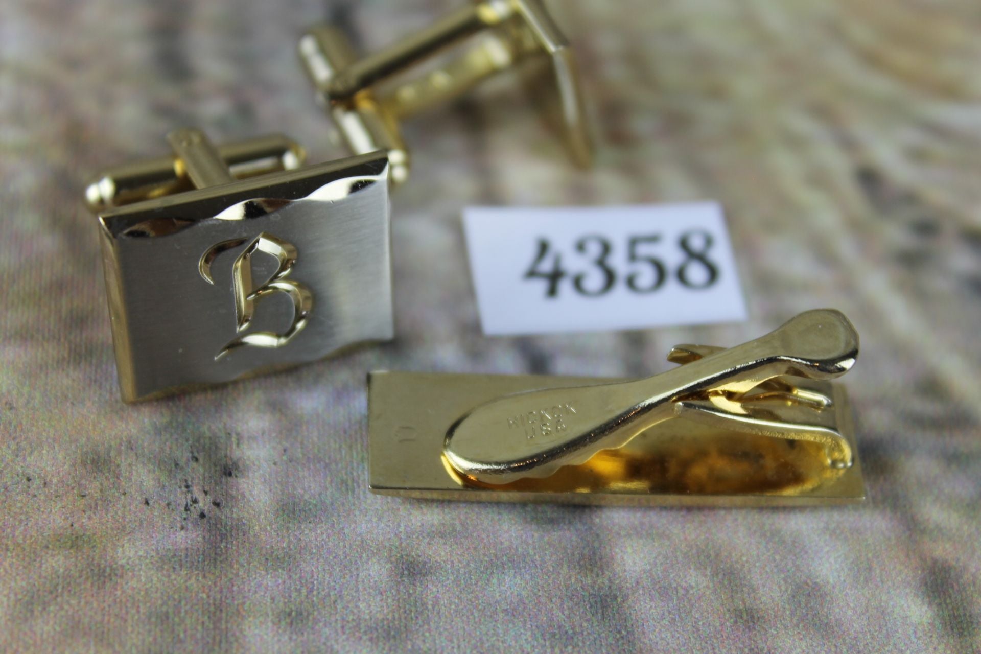 Hickok cufflinks real on sale gold