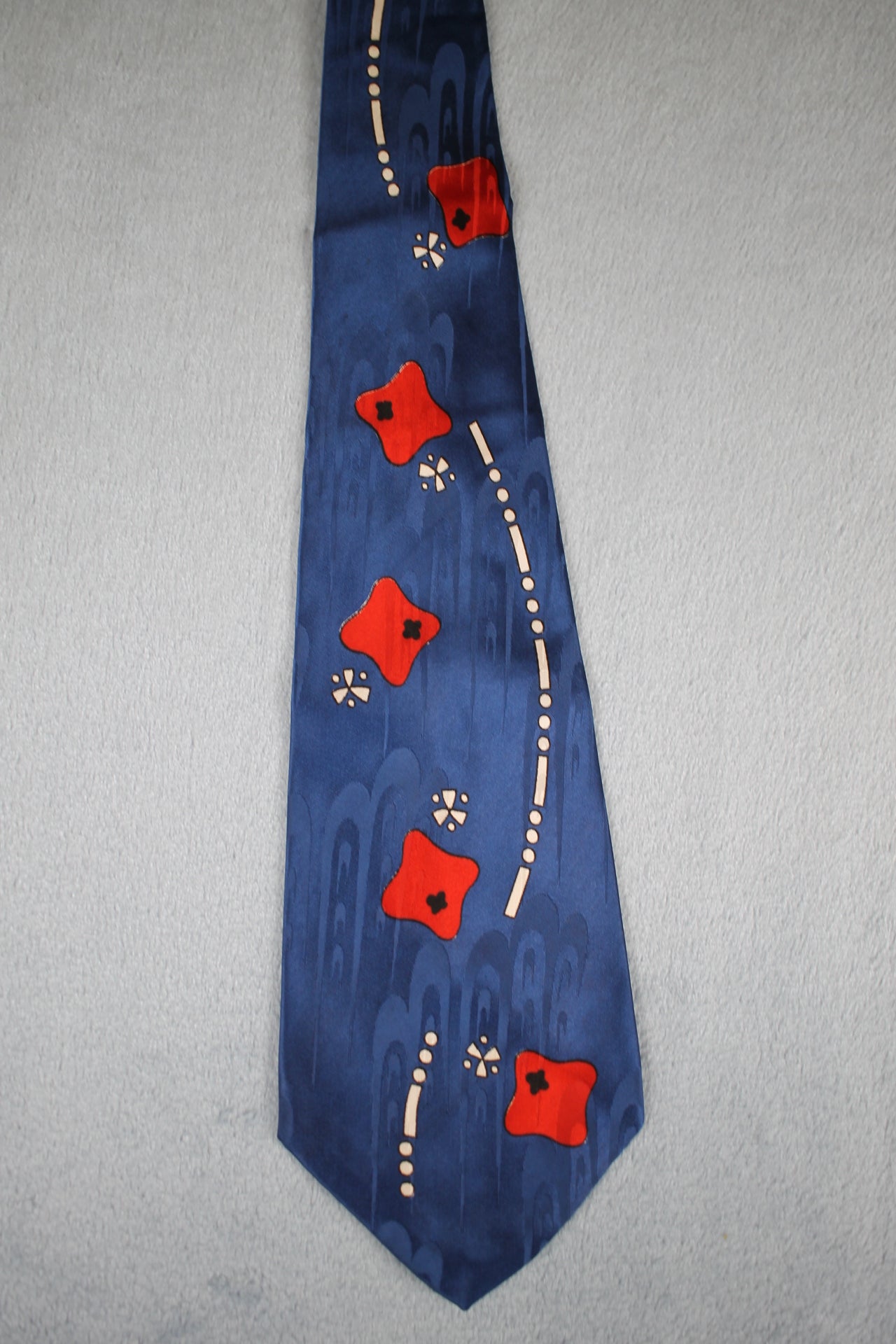 Vintage Newmans 1940s/50s mass blue red white pattern swing tie