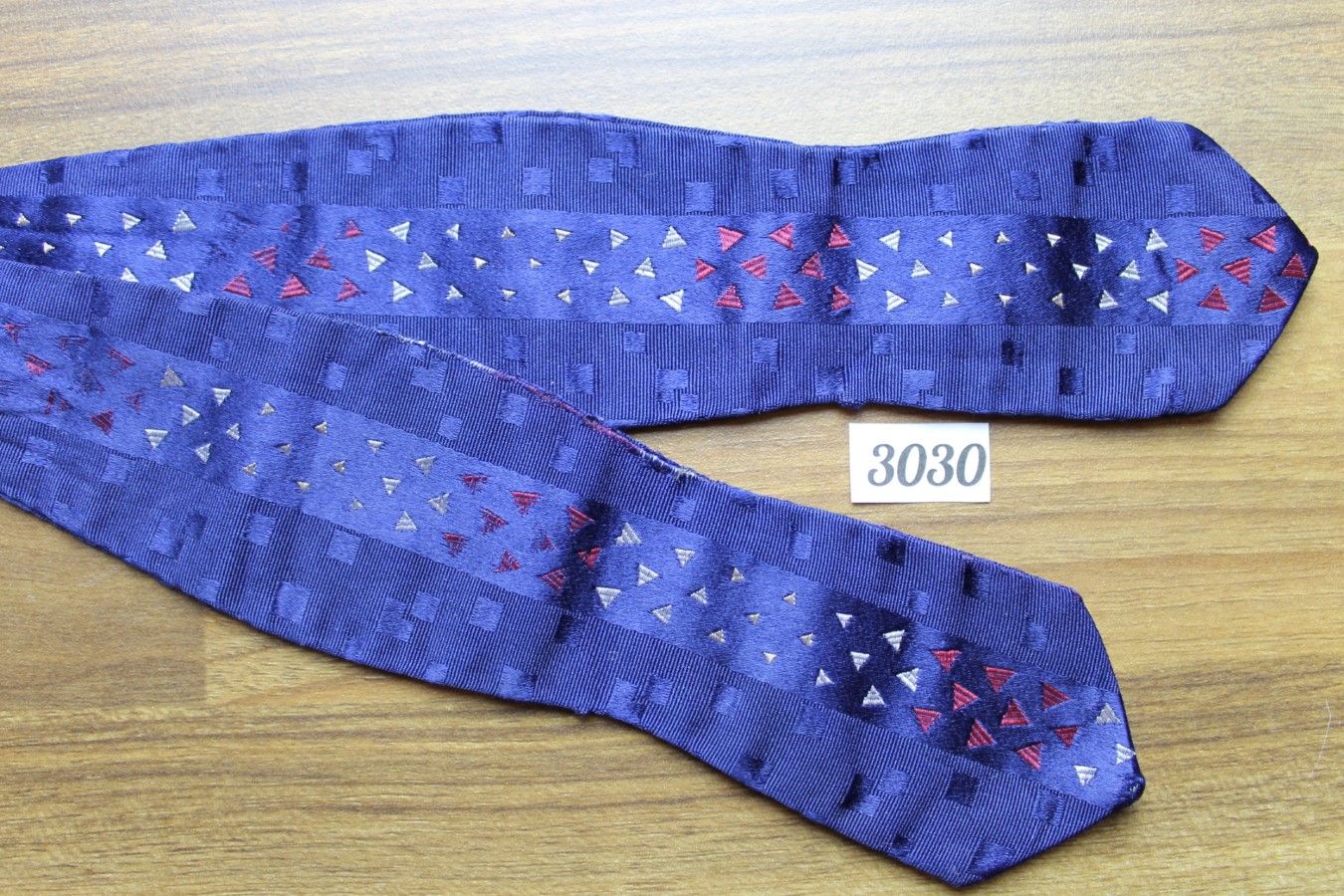 Vintage Phil Kronfeld 100% Silk Navy Red Jacquard Self Tie Arrow End Bow Tie