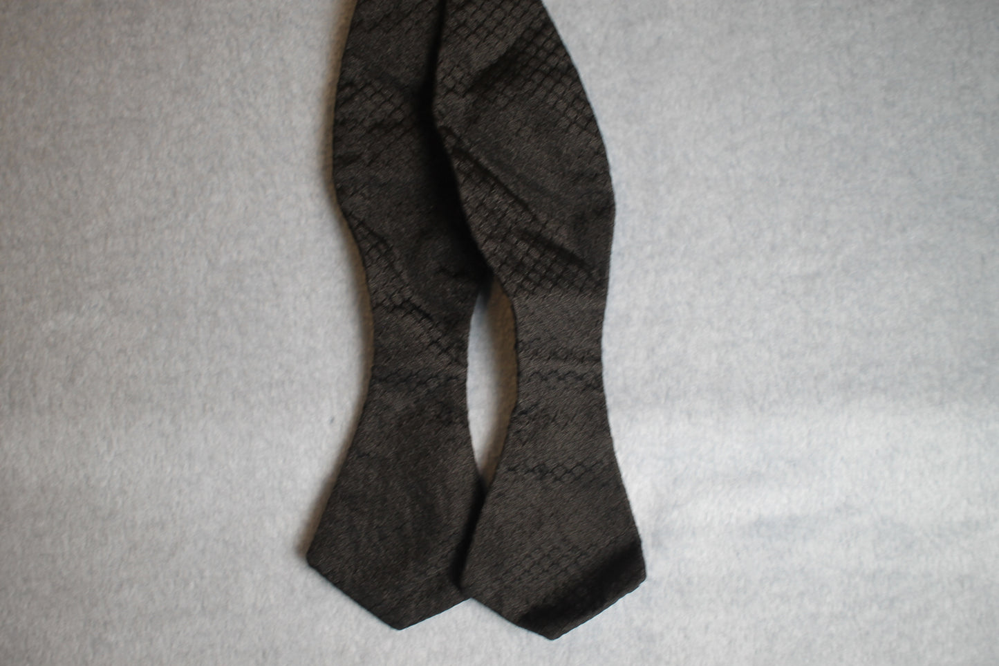 Vintage Ogilvie & Jacobs self tie arrow end classic black squares bow tie