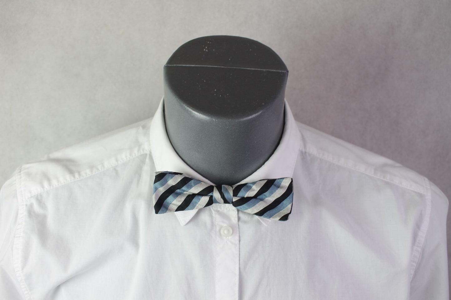 Vintage pre-tied clip on blue black silver striped bow tie