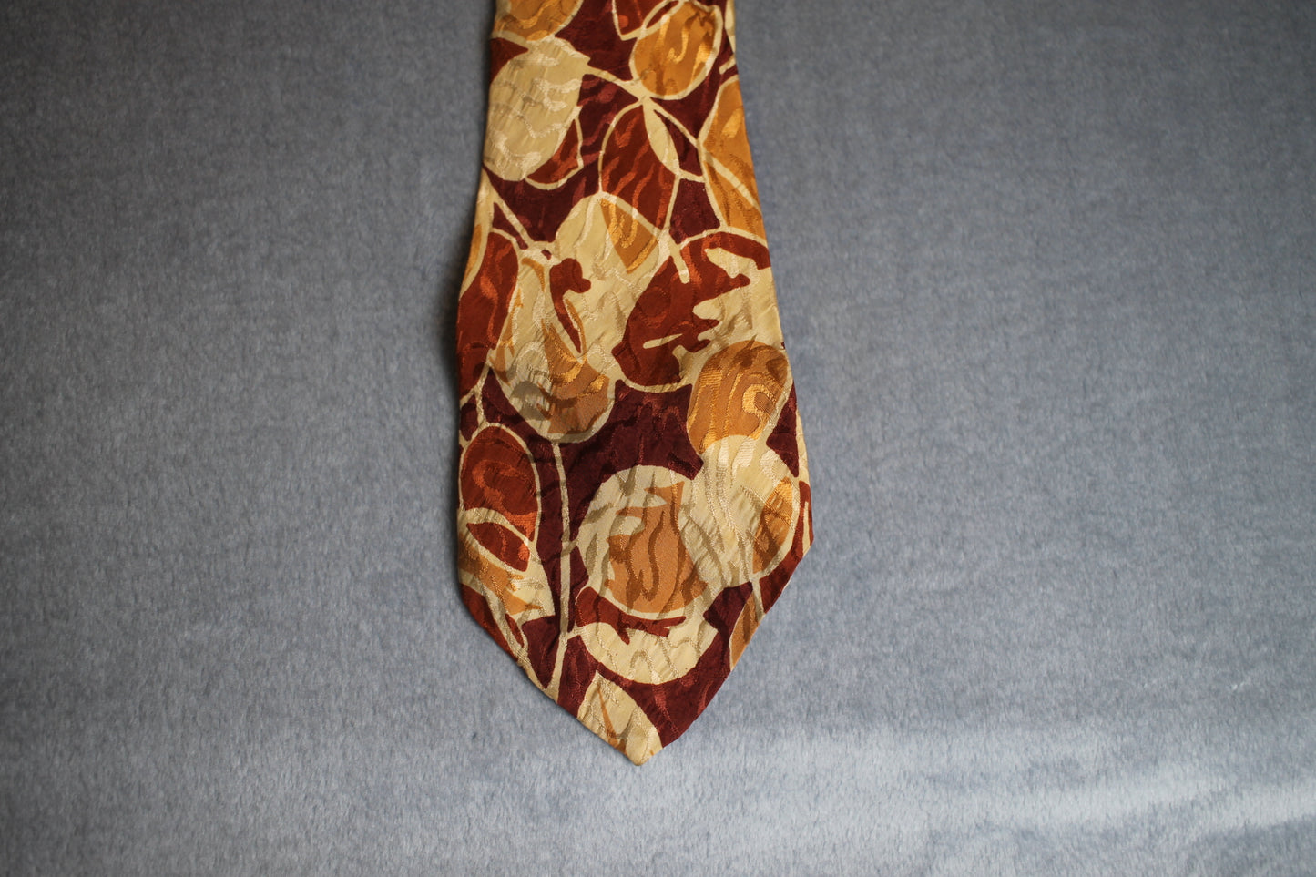 Vintage Style Club 1940s/50s brown copper cream pattern swing tie