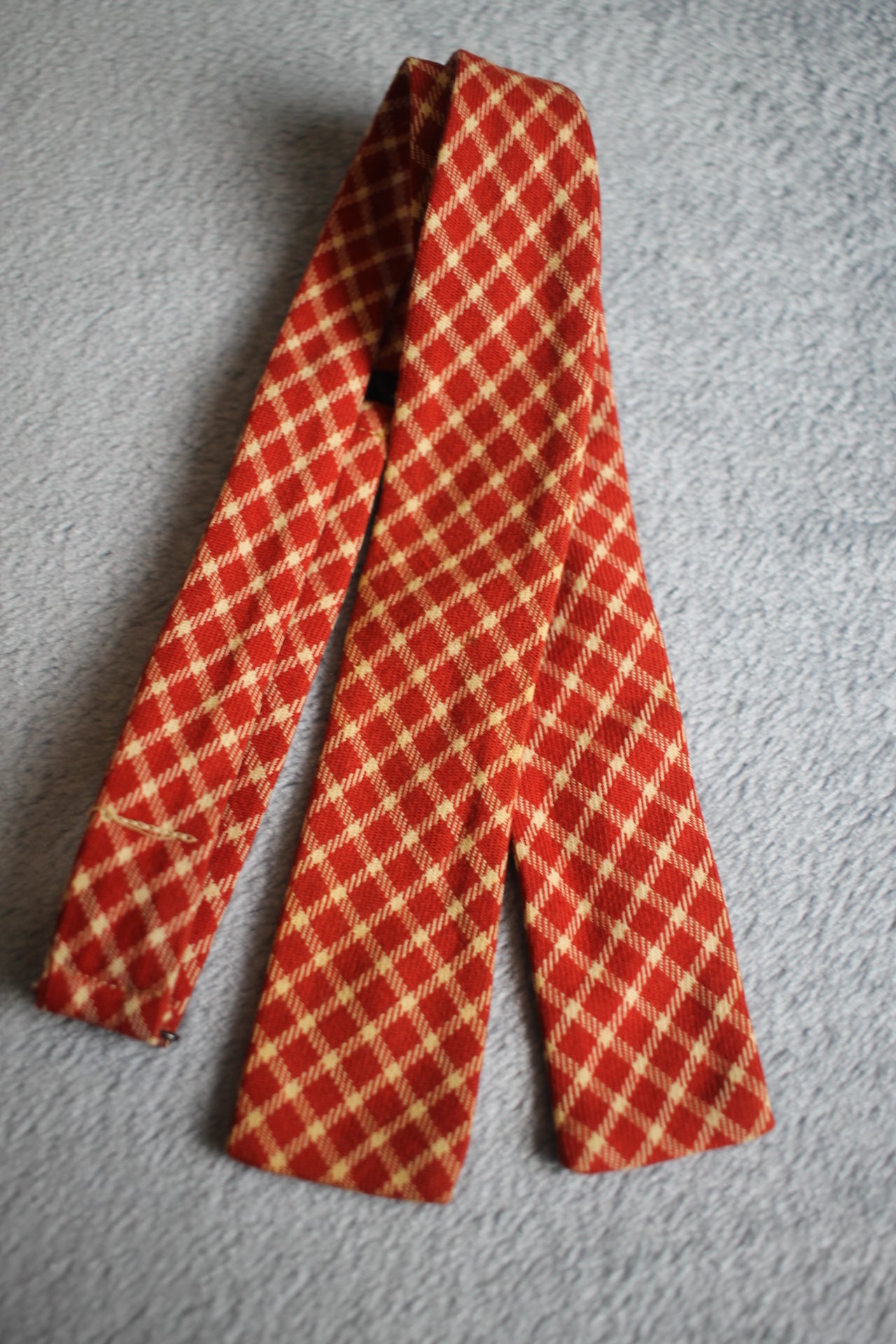 Vintage The country Store self tie paddle end red white check pattern bow tie adjustable