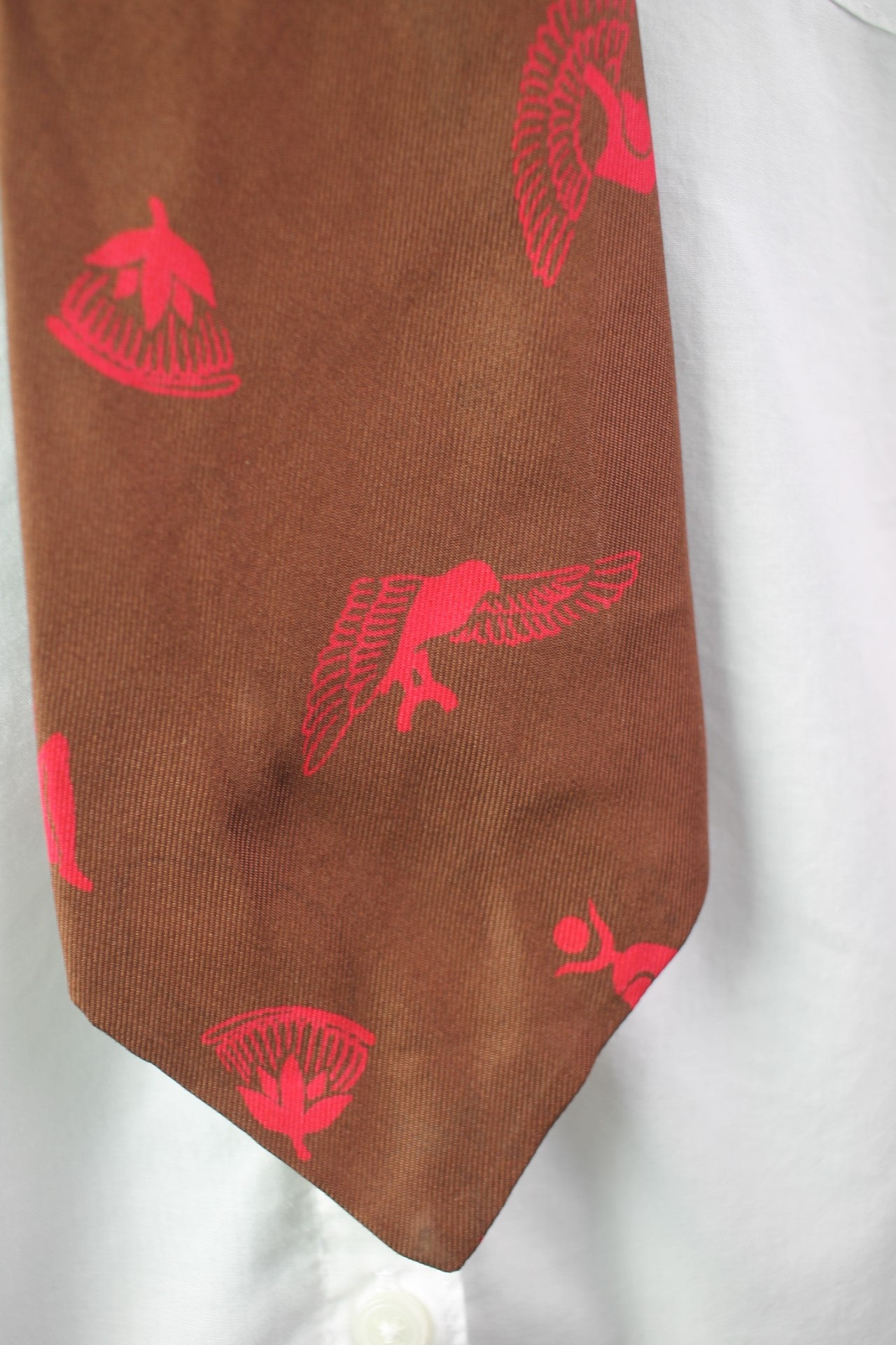 Vintage Finchley All Silk Brown Pink Eagle Motifs Pattern Tie