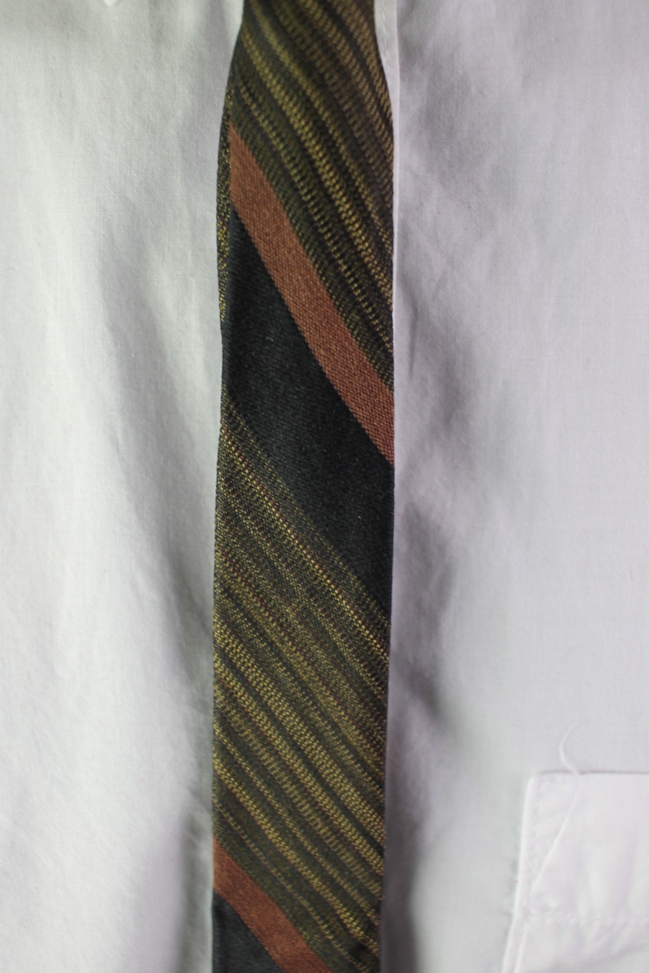 Vintage Famous Barr all silk brown gold green striped pattern skinny tie