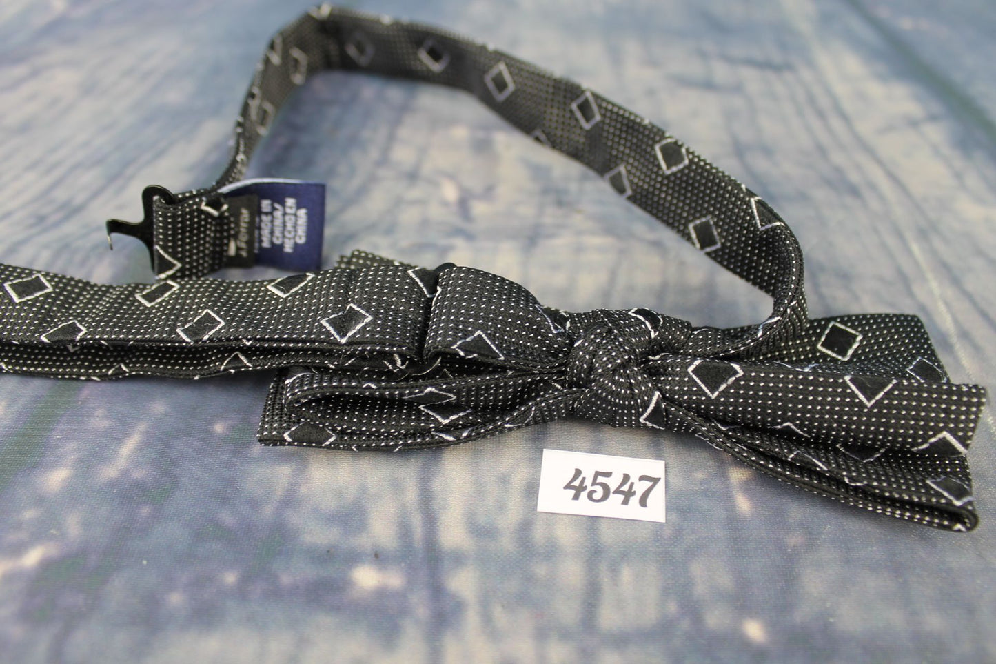 Superb J Ferrar Black White All Silk Pre-Tied Bow Tie Adjustable