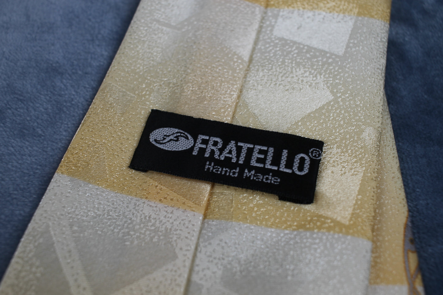 Vintage Fratello Hand Made1940s/50s cream bronze blue pattern swing tie